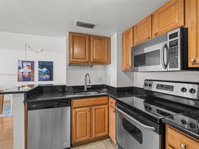 770 Claughton Island Dr 1010, Miami FL 33131