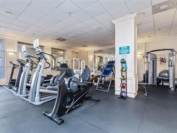 5700 Collins 10D, Miami Beach FL 33140