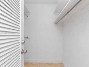 5700 Collins 10D, Miami Beach FL 33140