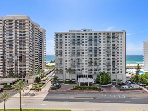 5700 Collins 10D, Miami Beach FL 33140
