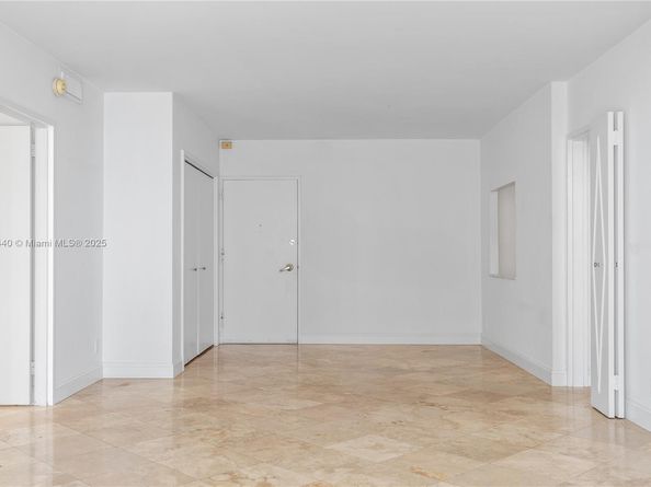 5700 Collins 10D, Miami Beach FL 33140