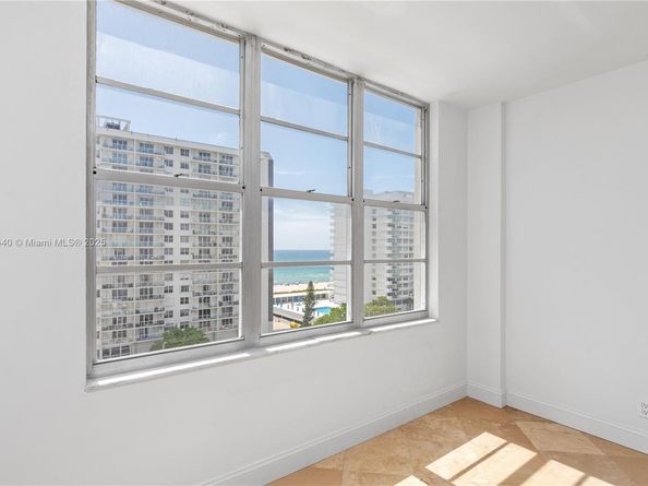 5700 Collins 10D, Miami Beach FL 33140