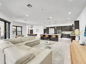 11231 NW 19th Ct, Plantation FL 33323