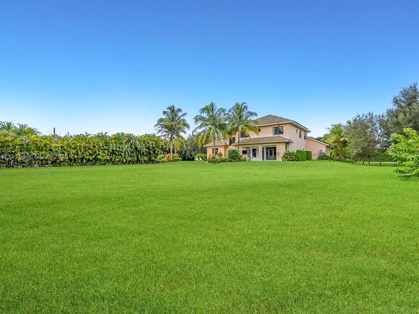11231 NW 19th Ct, Plantation FL 33323