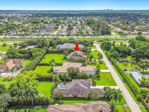 11231 NW 19th Ct, Plantation FL 33323