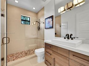 11231 NW 19th Ct, Plantation FL 33323