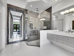 11231 NW 19th Ct, Plantation FL 33323