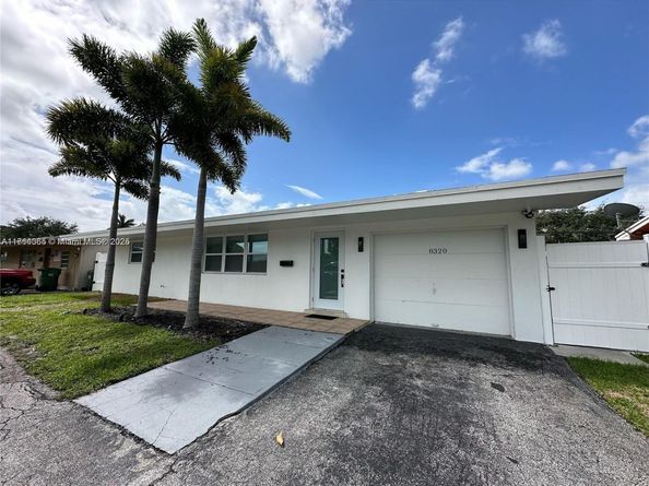 8320 Taft St, Pembroke Pines FL 33024