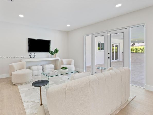 13000 SW 69th Ct, Pinecrest FL 33156