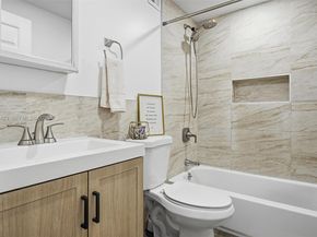 941 E 16th Pl, Hialeah FL 33010