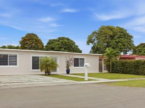 941 E 16th Pl, Hialeah FL 33010