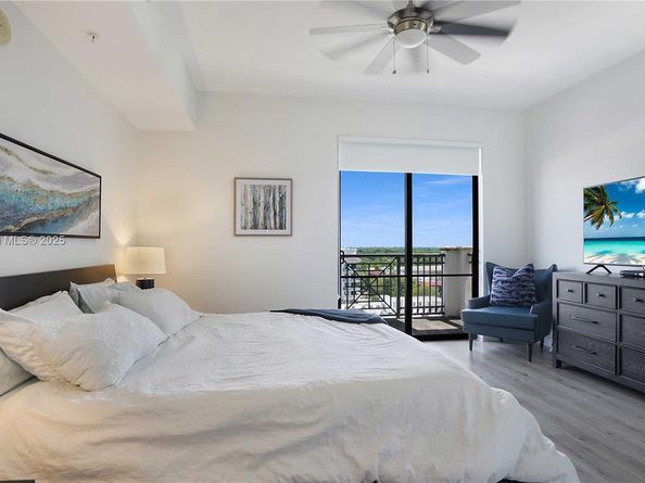 8390 SW 72nd Ave 811, Miami FL 33143
