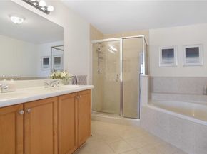 8390 SW 72nd Ave 811, Miami FL 33143