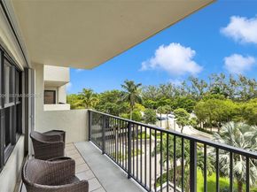 3200 N Port Royale Dr N 511, Fort Lauderdale FL 33308