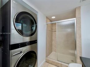 20850 San Simeon Way 5065, Miami FL 33179