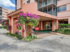 20850 San Simeon Way 5065, Miami FL 33179