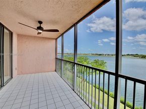 20850 San Simeon Way 5065, Miami FL 33179