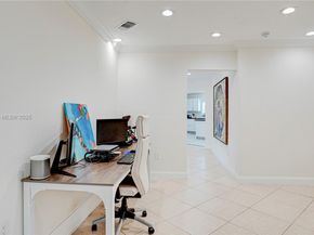 9573 SW 57th St, Miami FL 33173