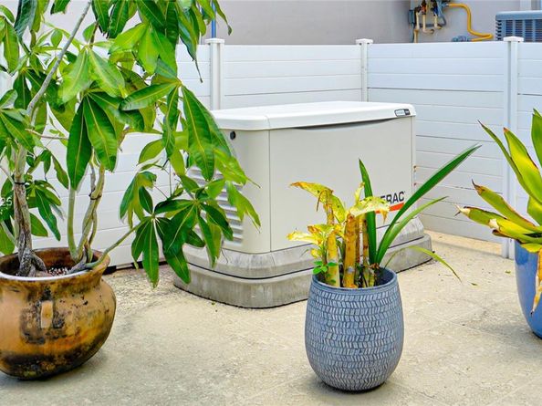 9573 SW 57th St, Miami FL 33173