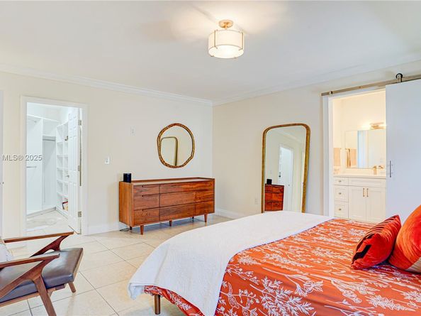 9573 SW 57th St, Miami FL 33173