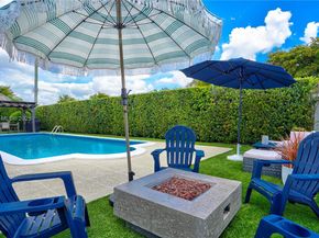 9573 SW 57th St, Miami FL 33173