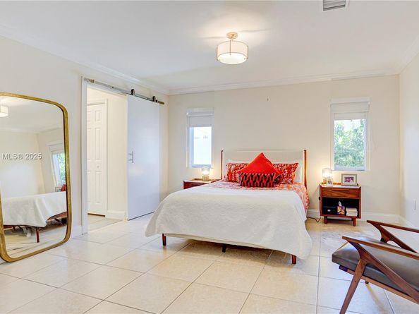 9573 SW 57th St, Miami FL 33173