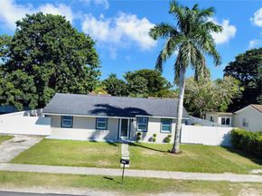 365 SW 17th Ave, Homestead FL 33030