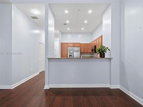 8395 SW 73rd Ave 314, Miami FL 33143