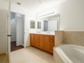 8395 SW 73rd Ave 314, Miami FL 33143