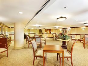 8395 SW 73rd Ave 314, Miami FL 33143