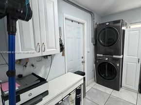 3442 NW 182nd St, Miami Gardens FL 33056