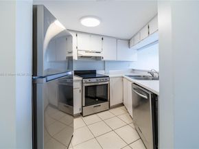 2600 Collins Ave 308, Miami Beach FL 33140