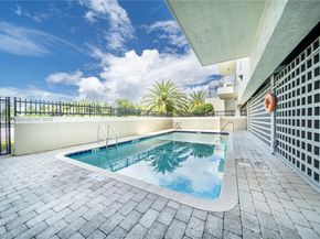 2600 Collins Ave 308, Miami Beach FL 33140