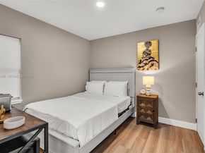 1100 NW 7th Ave, Fort Lauderdale FL 33311