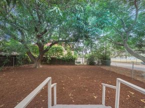 1100 NW 7th Ave, Fort Lauderdale FL 33311