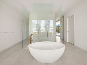 7700 SW 50th Ct, Miami FL 33143