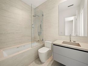 7700 SW 50th Ct, Miami FL 33143