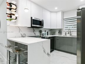 2376 NW 2nd St, Miami FL 33125