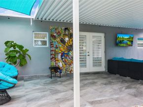 2376 NW 2nd St, Miami FL 33125