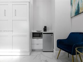 2376 NW 2nd St, Miami FL 33125