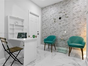 2376 NW 2nd St, Miami FL 33125