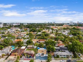 2376 NW 2nd St, Miami FL 33125