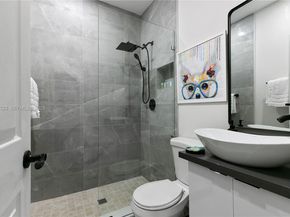 2376 NW 2nd St, Miami FL 33125