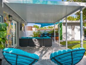 2376 NW 2nd St, Miami FL 33125