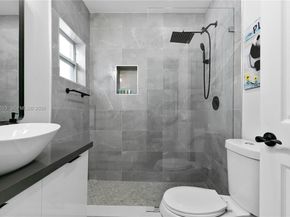 2376 NW 2nd St, Miami FL 33125