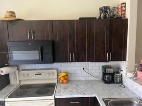 95 SW 15 Rd, Homestead FL 33030