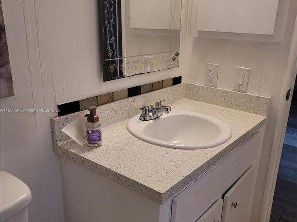 371 NW 135th Way, Plantation FL 33325