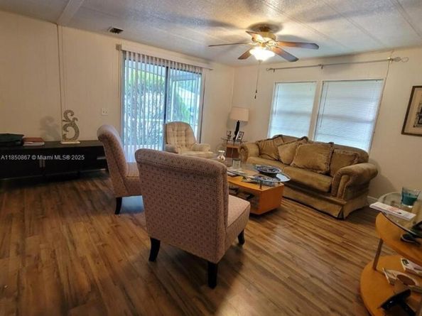 371 NW 135th Way, Plantation FL 33325
