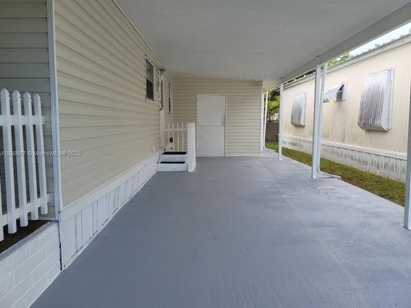 371 NW 135th Way, Plantation FL 33325
