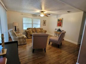 371 NW 135th Way, Plantation FL 33325